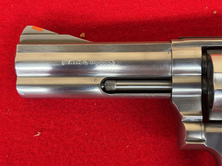 s&w-model-686-2-.357-magnum-da-revolver-image-11