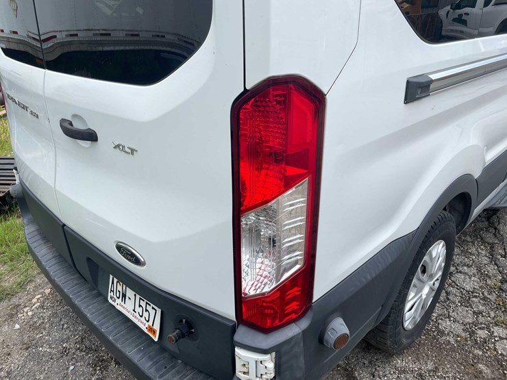 2018-ford-transit-image-26