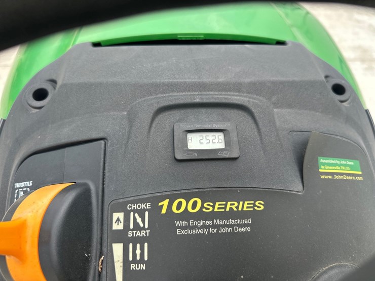 john-deere-d110-image-13