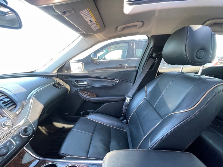 #1010-•-2014-chevy-impala-ltz-(has-wi-title)-image-26