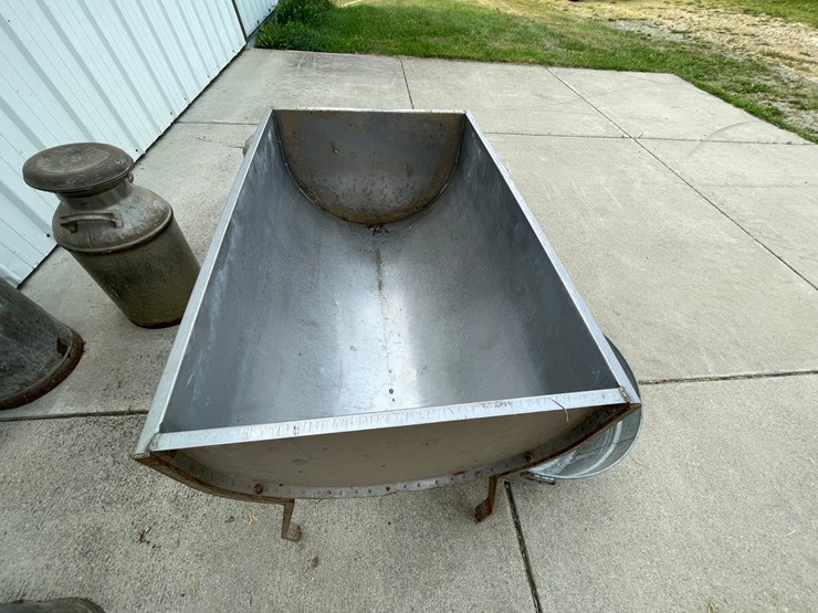 #2314-•-wheeling-steel-galvanized-tub-and-universal-sink-image-9