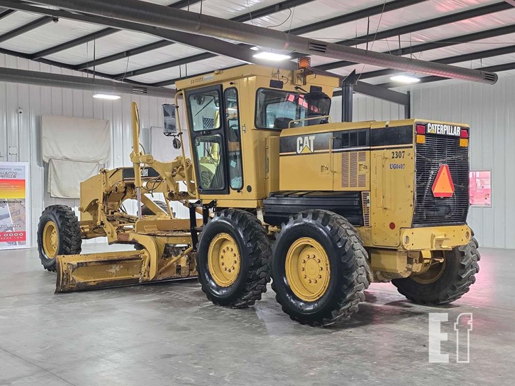 2004-caterpillar-120h-image-4