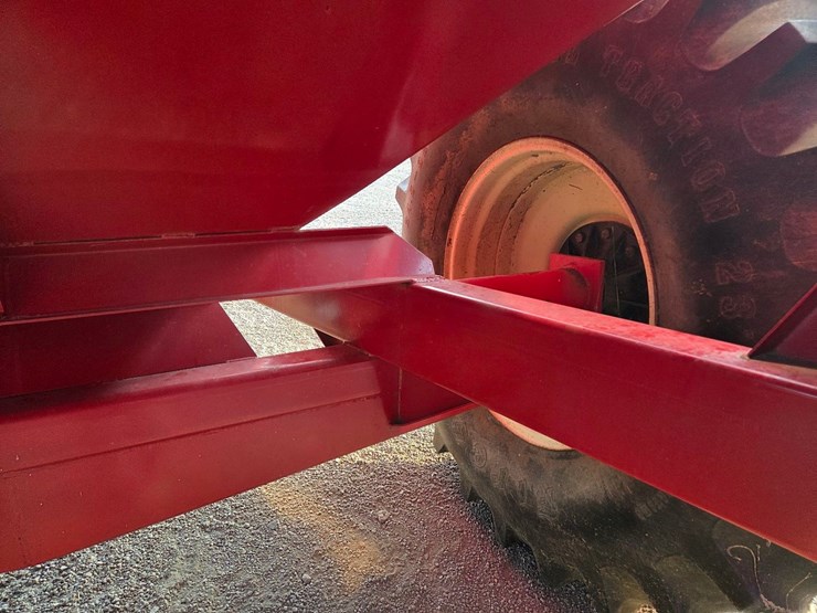 j&m-620-grain-cart-image-27
