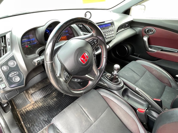 #1013-•-2013-honda-cr-z-hybrid-(no-title,-for-parts)-image-13