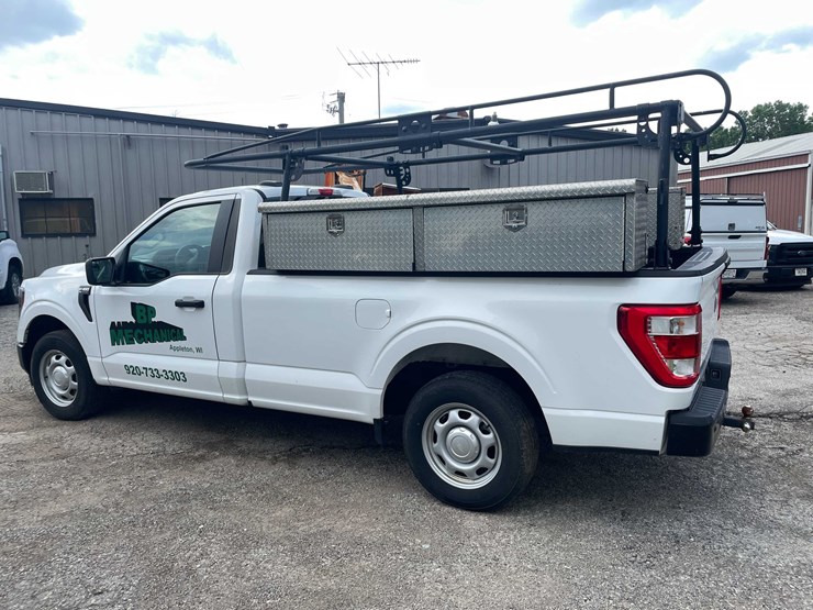 2023-ford-f150-xl-image-8