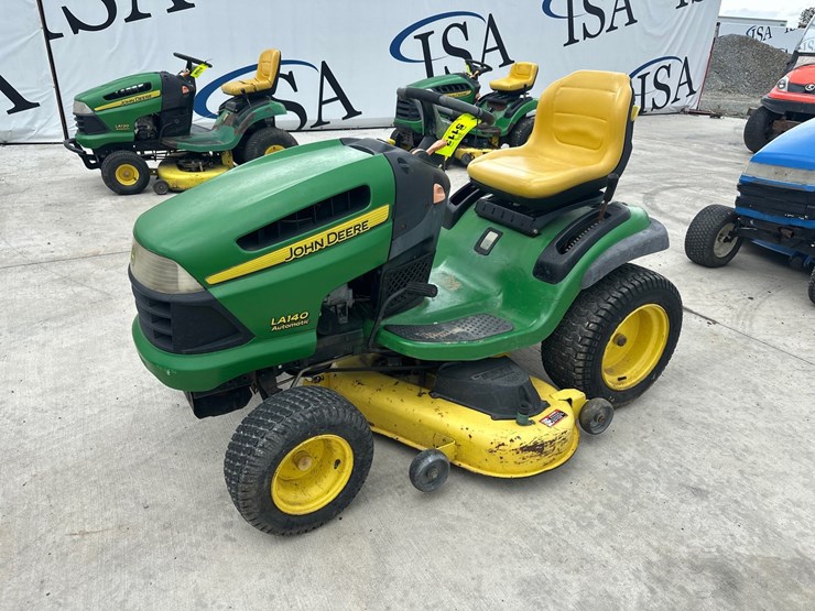 john-deere-la140-image-1