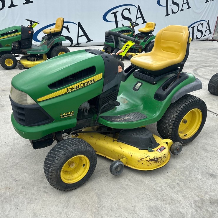 JOHN DEERE LA140