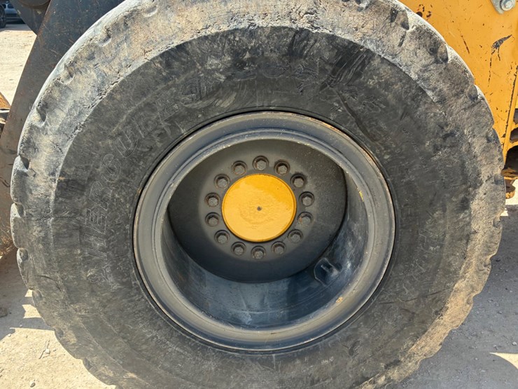 2005-deere-544j-image-9