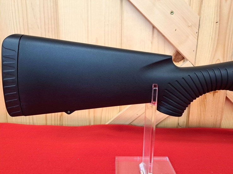 benelli-nova-20-gauge-pump-action-shotgun-image-9