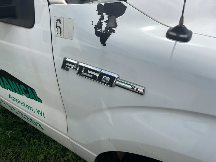 2014-ford-f150-xl-image-17
