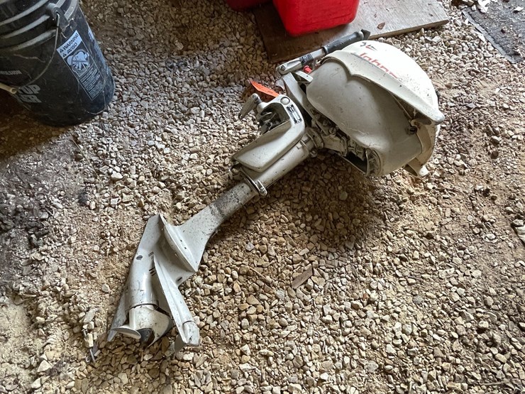 #3351-•-johnson-3hp-seahorse-outboard-motor-image-1