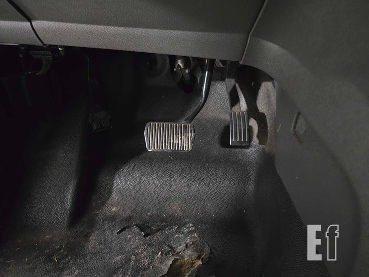 2019-ford-transit-connect-image-11