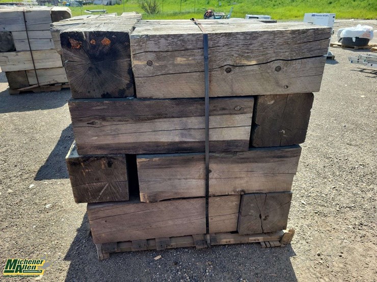 pallet-of-lumber-blocks-(36"x12"x12")-image-5