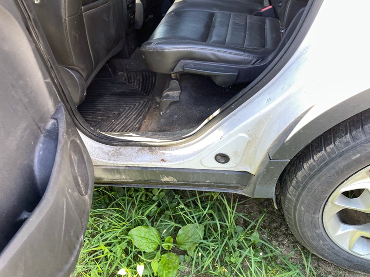 2014-ford-escape-titanium-image-21