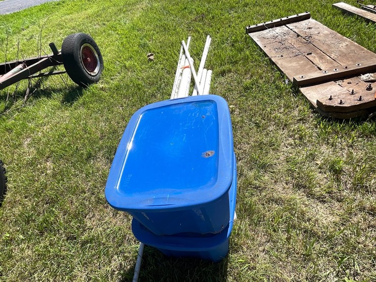 #3224-•-tractor-parts,-trailer-tie-downs,-and-various-pvc-pipe-image-6