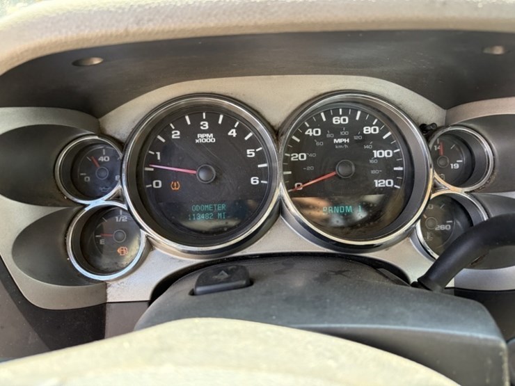 2007-chevrolet-silverado-2500-image-28