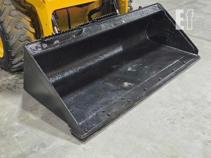 2018-caterpillar-226d-image-10