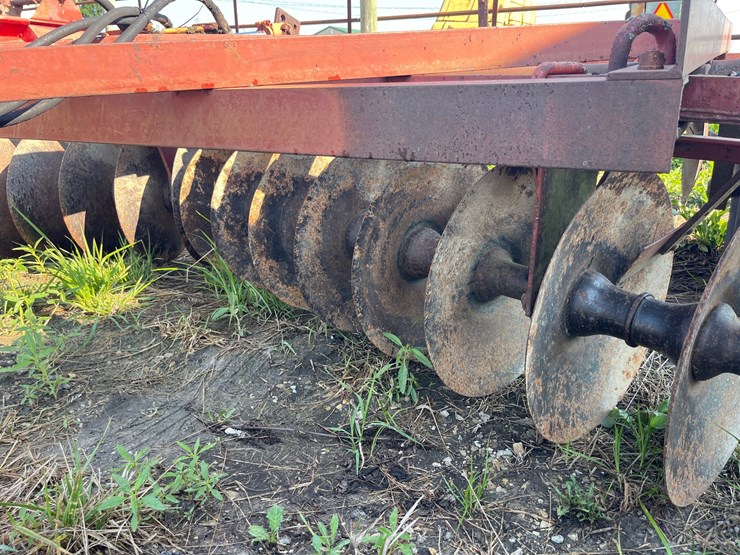 case-ih-370-image-8