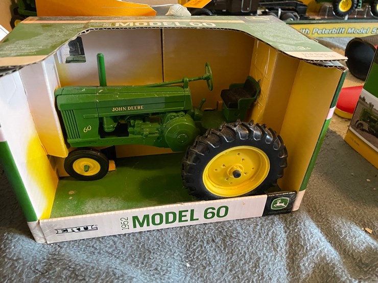 john-deere-60-image-8