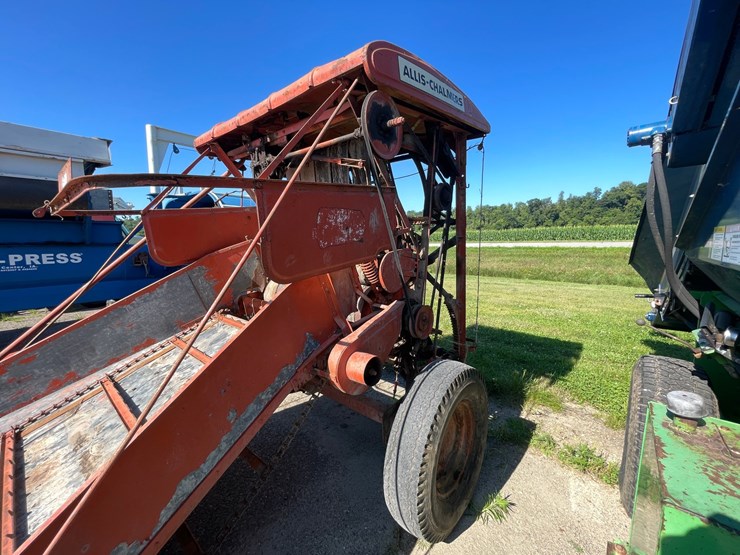 #1025-•-allis-chalmers-10-roto-baler-image-30