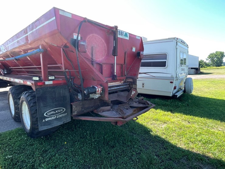1995-freightliner-fl80-image-8