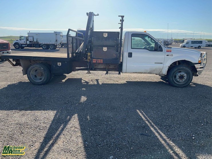 2002-ford-f550-image-8
