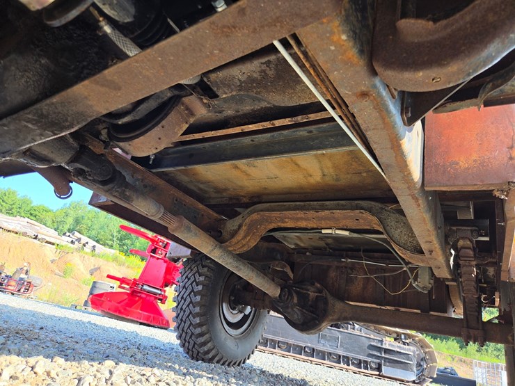 1953-dodge-power-wagon-image-9