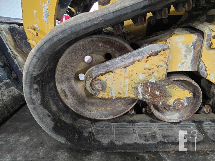 2018-caterpillar-289d-image-28