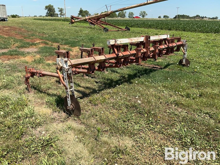 lilliston-rolling-cultivator-image-3