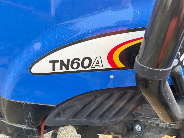 2004-new-holland-tn60a-image-9