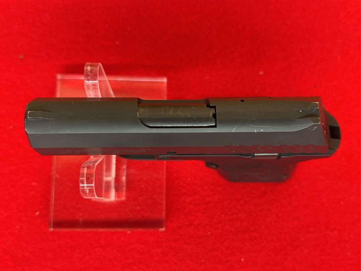 remington-model-rm-.380-semiauto-pistol-image-3