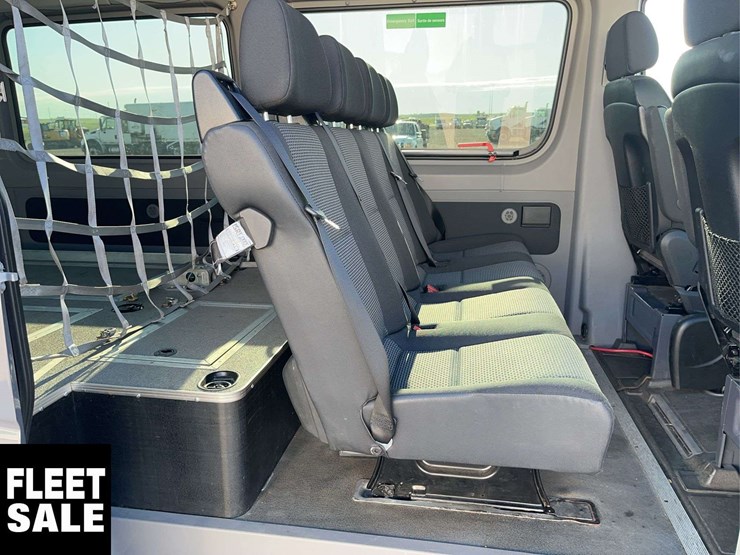 2011-mercedes-benz-sprinter-2500-image-20