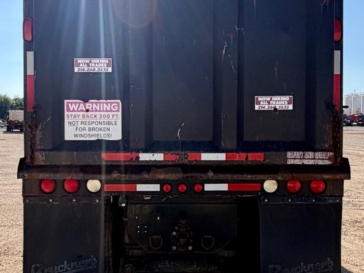 2011-kenworth-t800-image-6