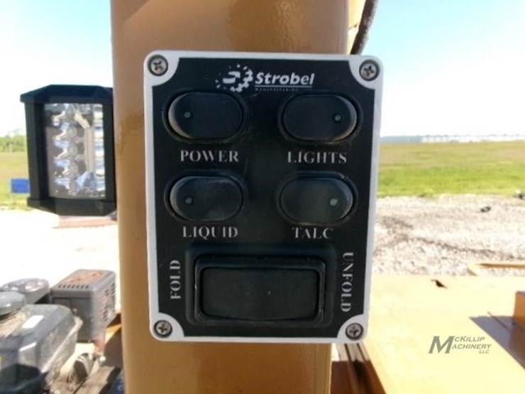 2014-strobel-2box-image-15