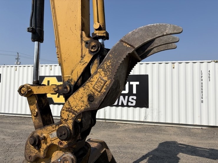 2004-caterpillar-312-image-14
