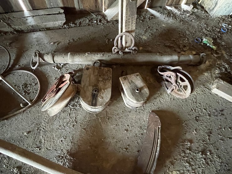 #2319-•-wall-section-of-vintage-farm-tools-image-5