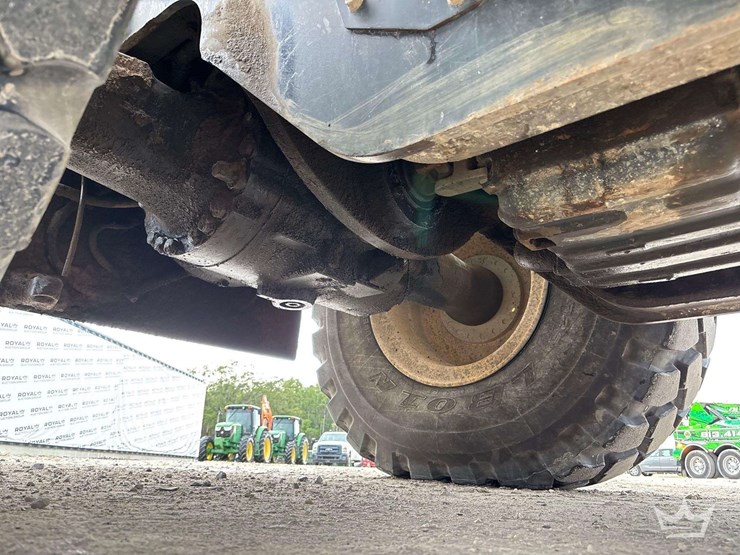 komatsu-wa380-8-image-40