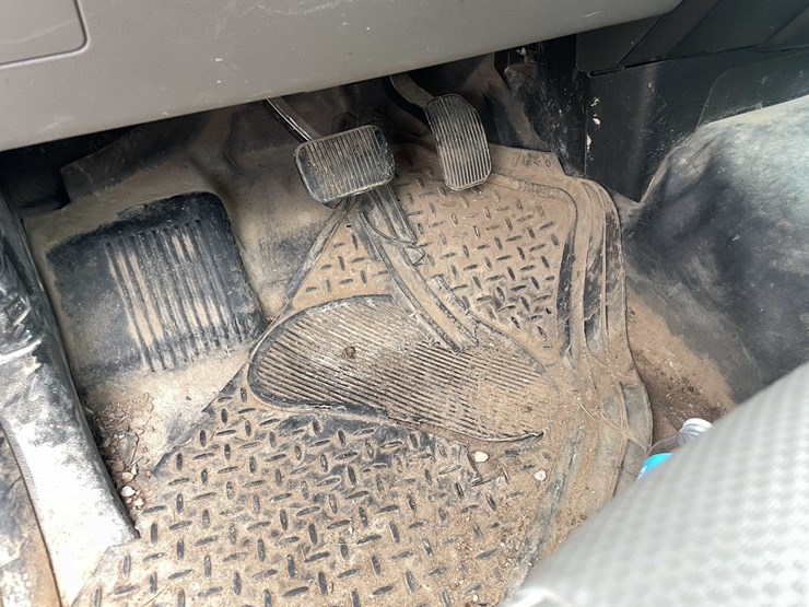 2017-ford-f150-xl-image-51