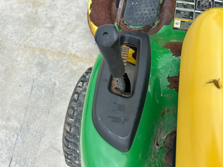 john-deere-d110-image-16