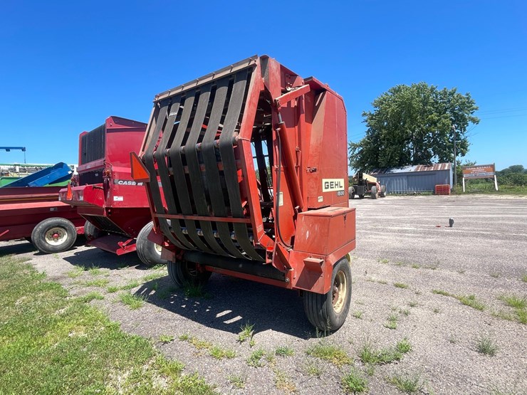#1024-•-gehlbale-1500-baler-image-8