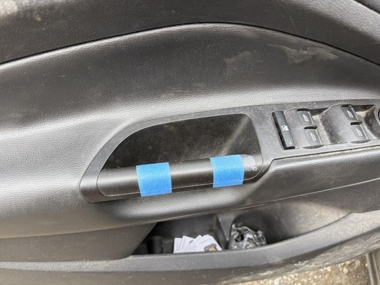 2017-ford-escape-image-32