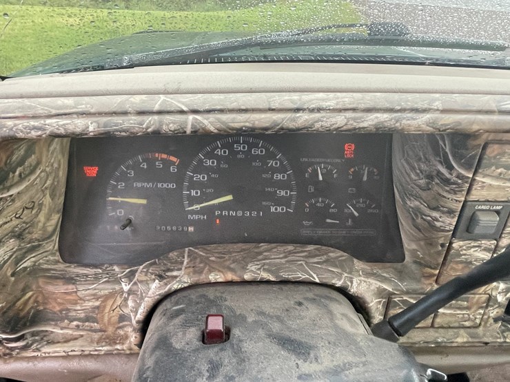 1996-chevrolet-3500-image-39