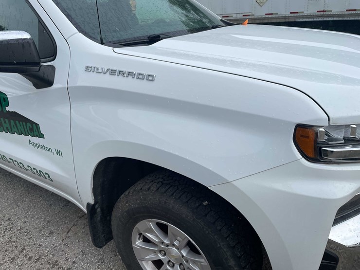 2020-chevrolet-1500-image-16