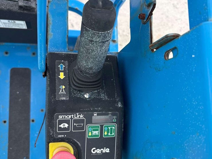 genie-gs1930-image-12