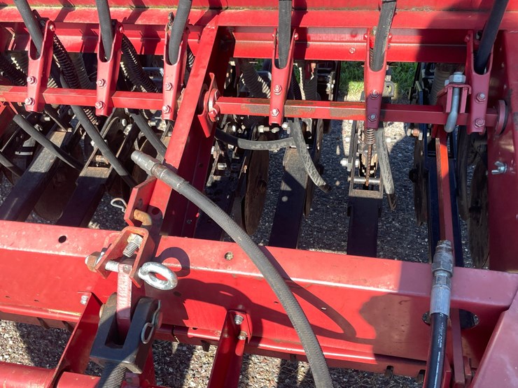 case-ih-5100-image-30