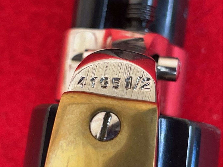 j.p.-sauer-&-sohn-silver-marshal-.22-lr-sa-revolver-image-12