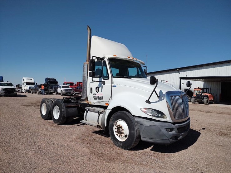 2012-international-prostar-image-7