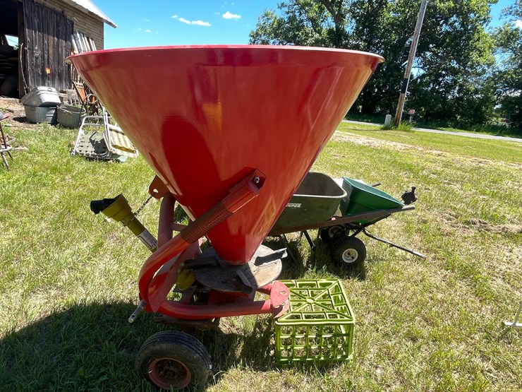 #3307-•-king-kutter-500-spreader-image-6
