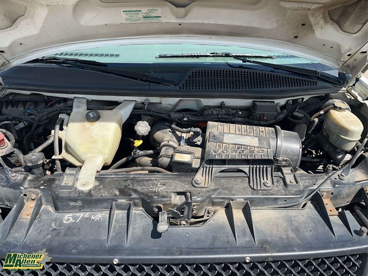 2017-chevrolet-express-s/a-ambulance-image-22