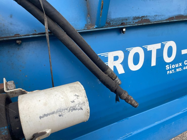 #1005-•-2008-9'-roto-press-bagger-image-29